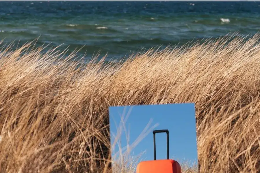 Co zabrać na wyjazd nad morze, by uniknąć nieprzyjemnych niespodzianek
