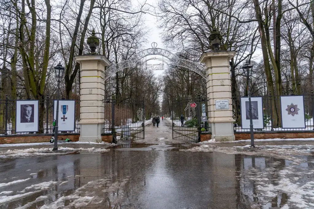 Jak dojechać do Łazienek Królewskich w Warszawie bez stresu?