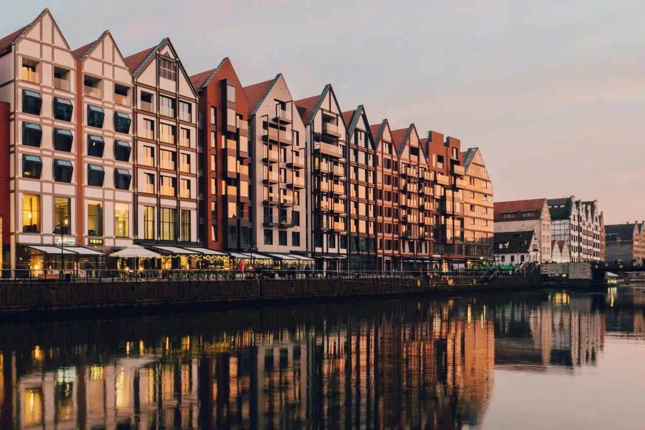 Gdzie szukać noclegów w Polsce, aby uniknąć wysokich kosztów?