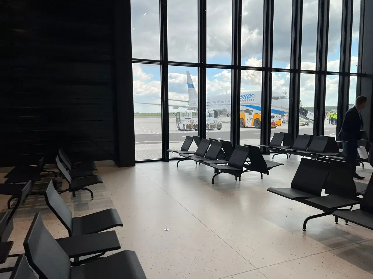 Lotnisko w Radomiu: czynne? Połączenia, dojazd, opinie i przyszłość