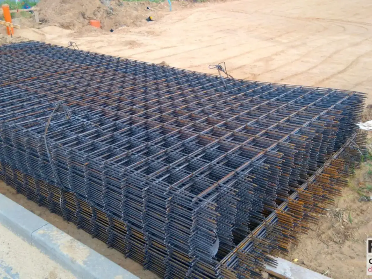 Gotowe zbrojenie płyty fundamentowej: Szybciej i taniej?