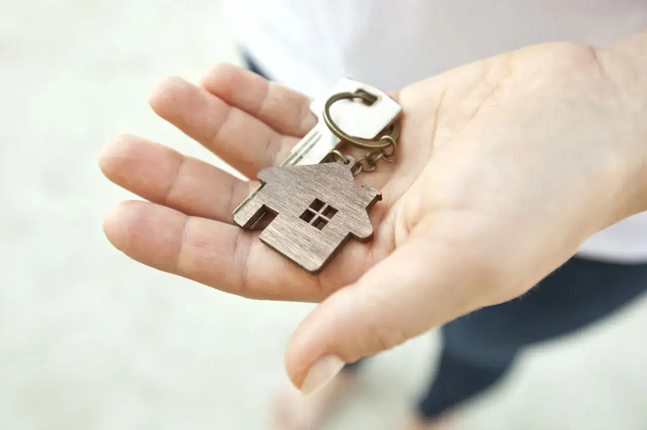 Czy hipoteka przymusowa wygasa po licytacji komorniczej? Sprawdź to!