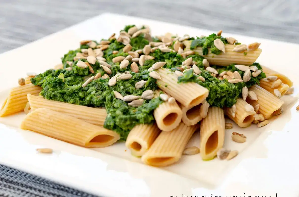 Penne konjac ze szpinakiem - zdrowy przepis na niskokaloryczny posiłek