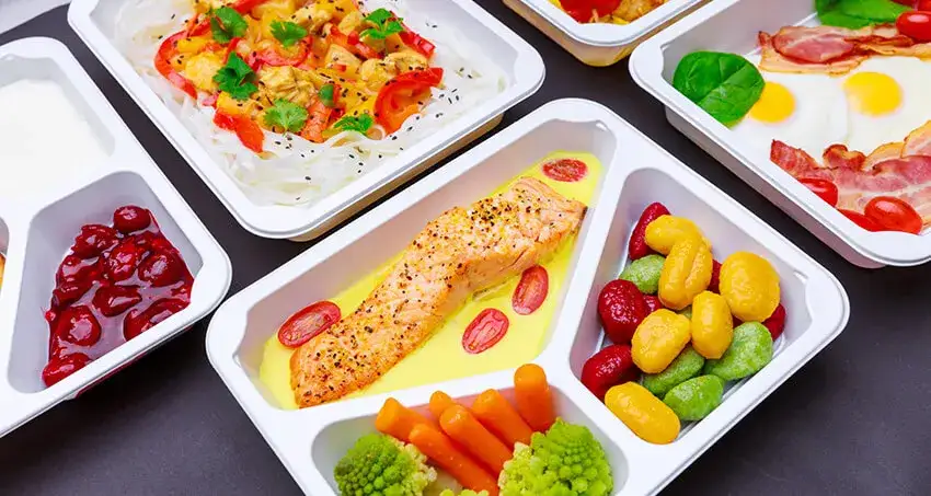 Catering dietetyczny czy warto? Odkryj prawdę o diecie pudełkowej
