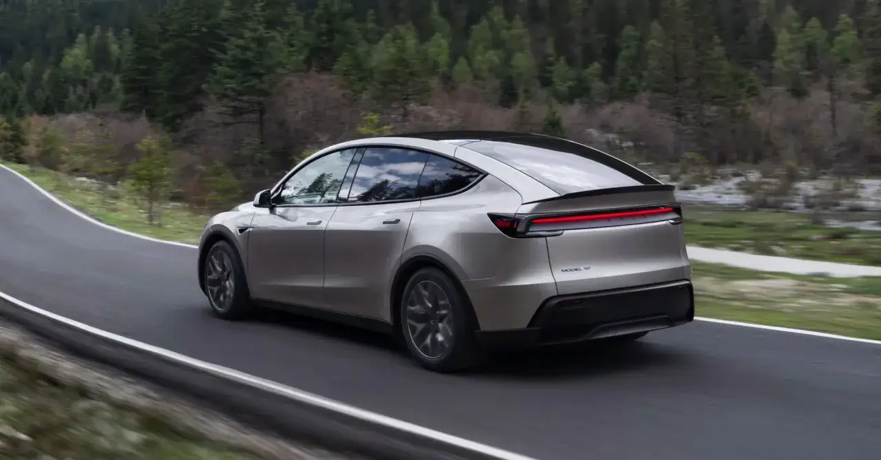 Ile kosztuje najnowsza tesla? Ceny modeli i co warto wiedzieć