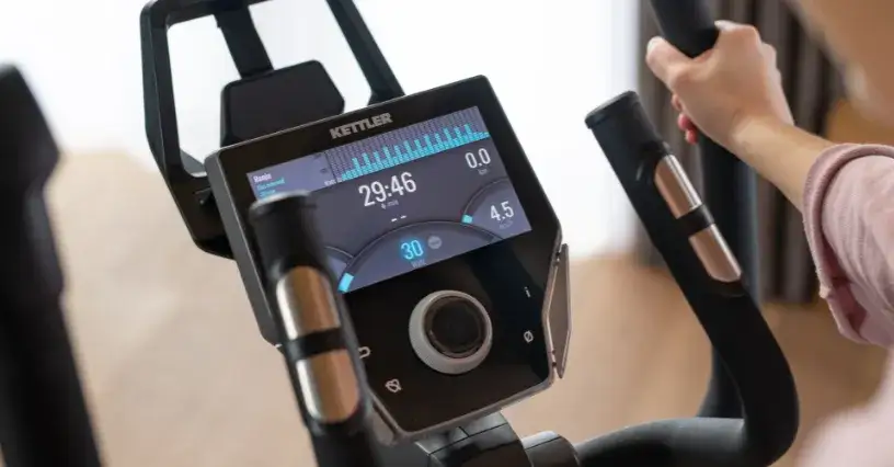 Orbitrek czy bieżnia na brzuch - co lepiej pomoże w odchudzaniu?