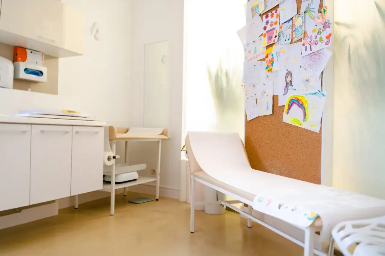 Dermatolog dziecięcy NFZ: Skróć kolejkę! Kompletny przewodnik.