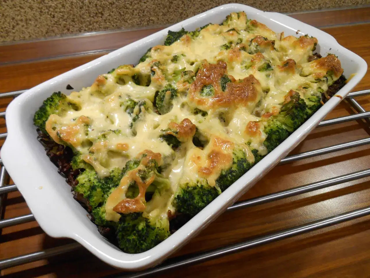 Zapiekanka makaronowa z mięsem mielonym: Gotuj jak ekspert, unikaj błędów