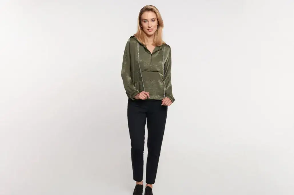 Co ubrać przy 25 stopniach? Stylowe i wygodne propozycje na lato