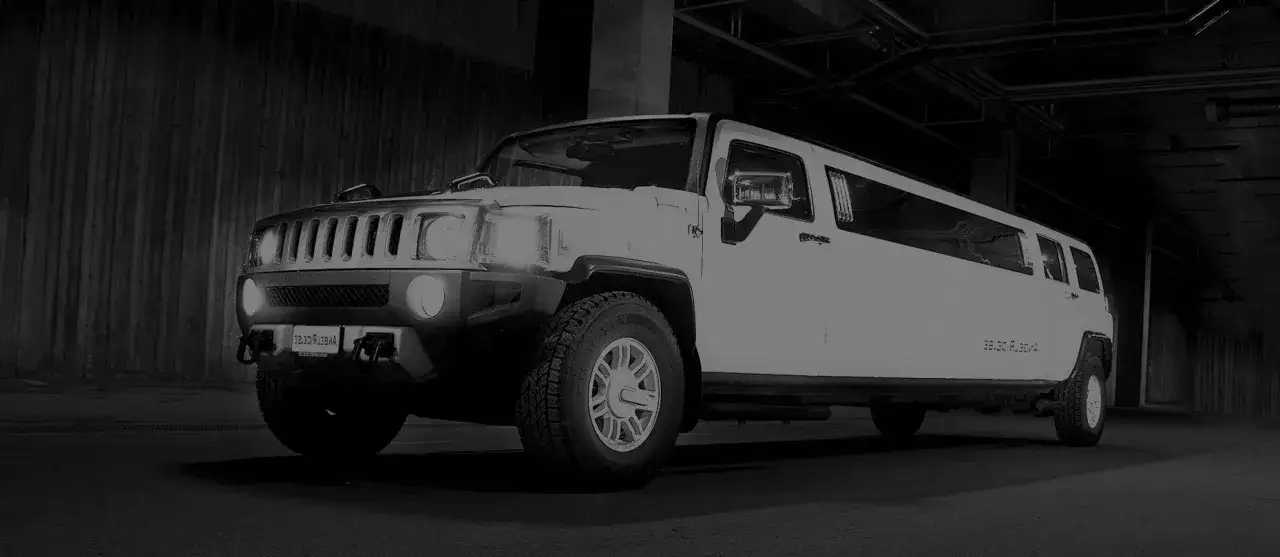 Ile kosztuje wynajem limuzyny? Ceny w Polsce, które Cię zaskoczą