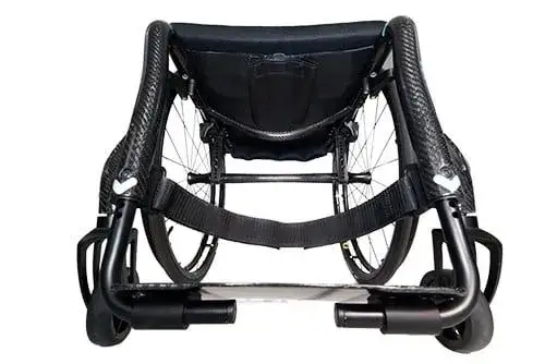 Czy wózek inwalidzki to technologia wspomagająca i jak zmienia życie?