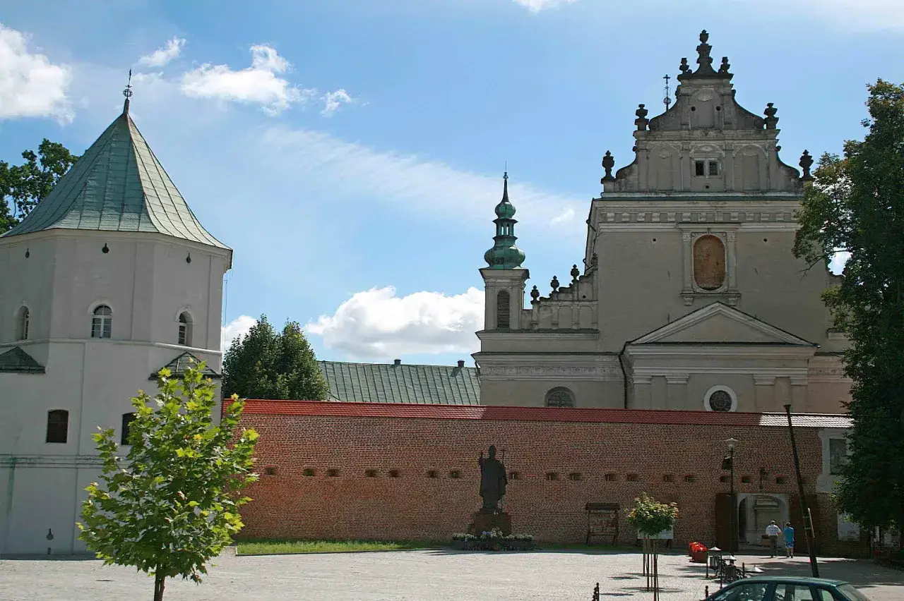 Sanktuarium w Leżajsku: historia, cuda i tajemnice pielgrzymów