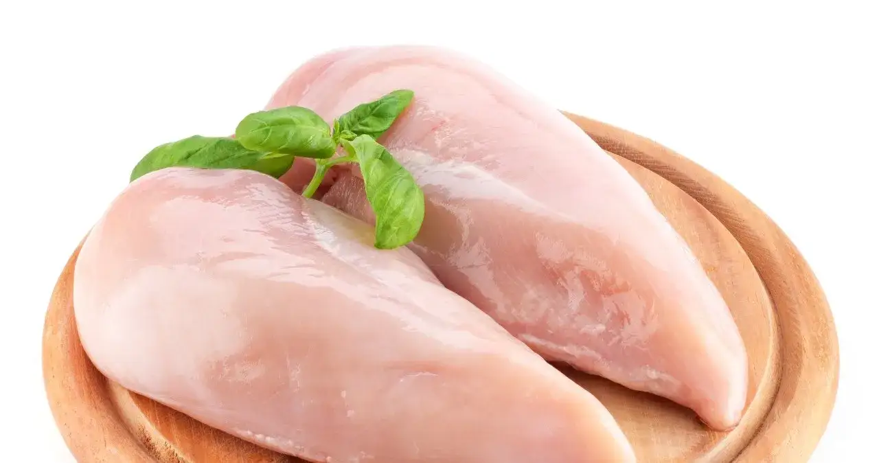 Jak odświeżyć mięso z kurczaka i uniknąć nieprzyjemnych zapachów