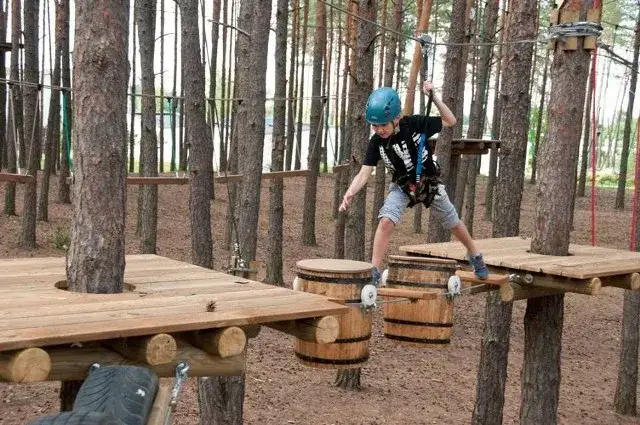 Park Linowy Janów Lubelski: Trasy, ceny, atrakcje Idealne dla rodzin