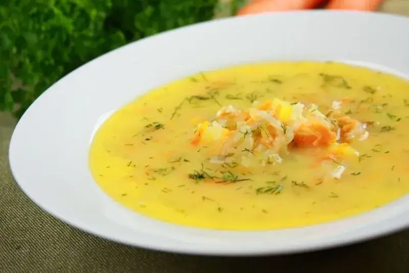 Jak ugotować zupę ogórkową - łatwy przepis na pyszną zupę