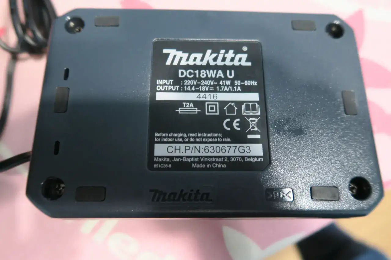 Gdzie jest numer seryjny akumulatora Makita? Oto kluczowe informacje