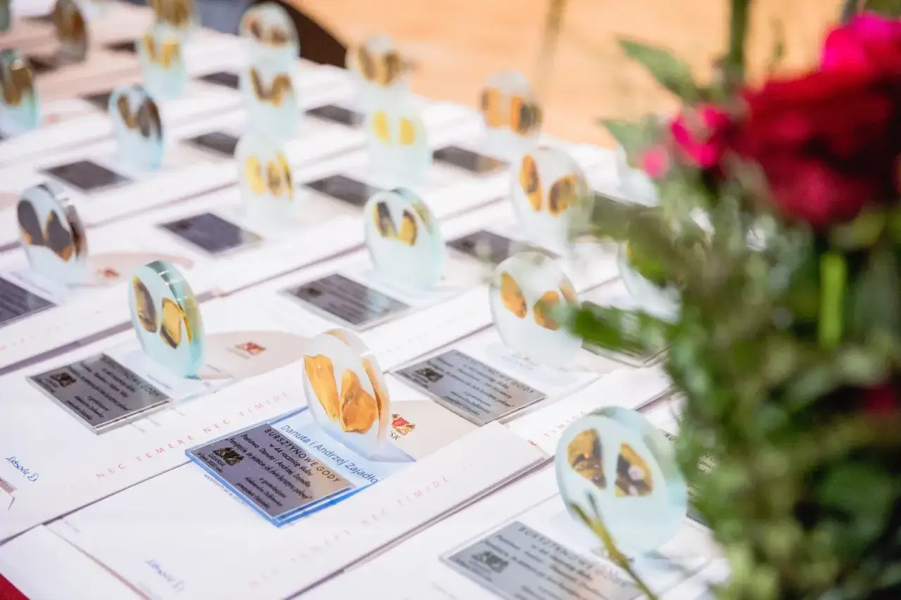 18. rocznica ślubu: Turkusowe czy Bursztynowe Gody? Pomysły!