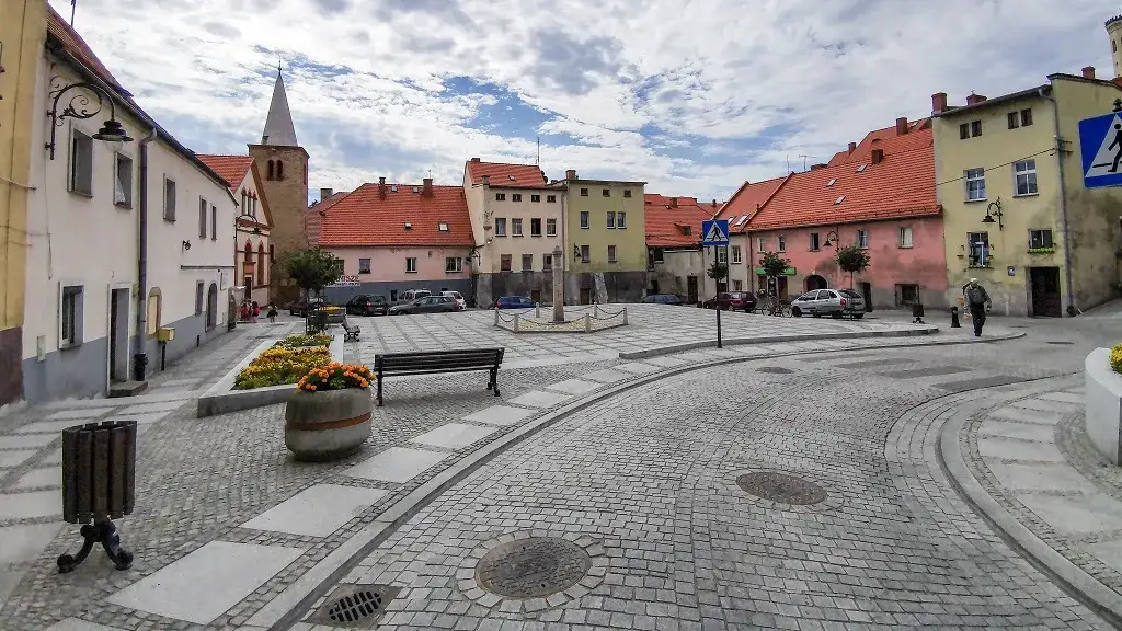 Bystrzyca Kłodzka: atrakcje. Odkryj Małą Pragę Sudetów!