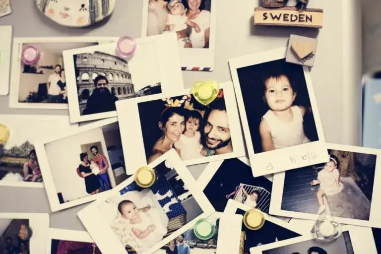 Czym przykleić zdjęcia do ściany, aby uniknąć uszkodzeń?