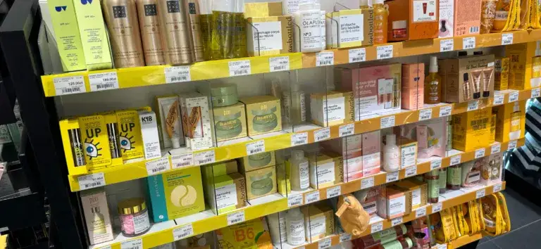 Co warto kupić w Sephorze? Oto produkty, które zachwycą każdego