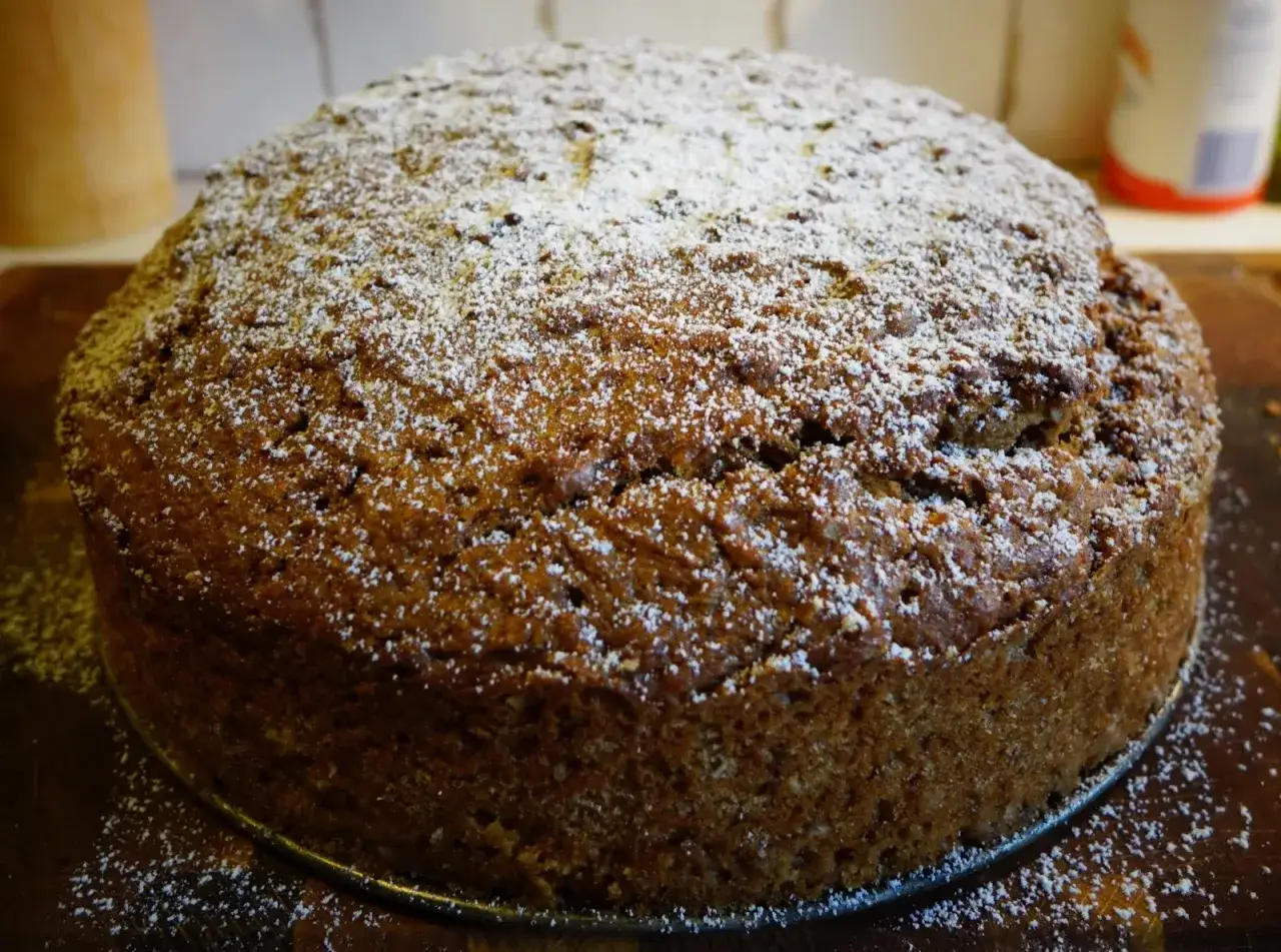 Pyszne ciasto marchewkowe z mąki orkiszowej - zdrowy przepis na deser