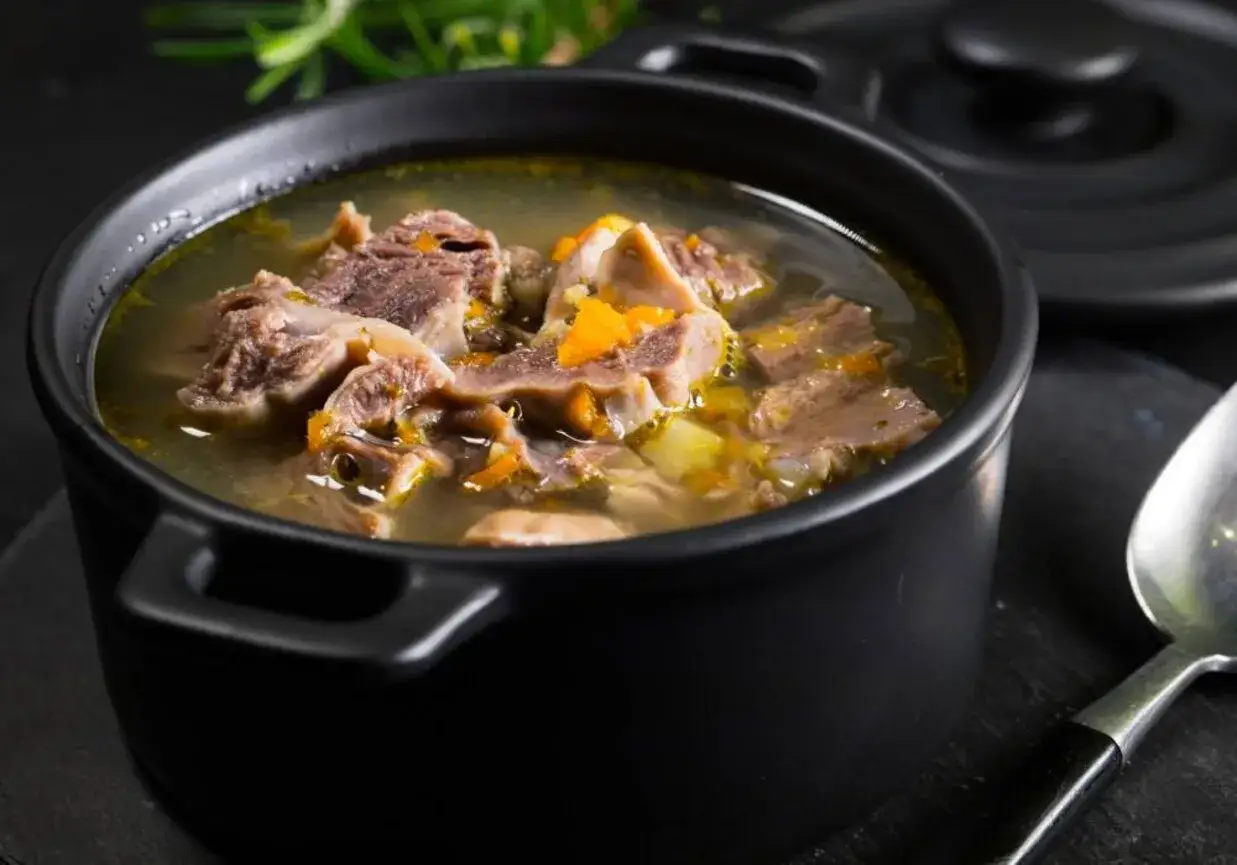 Jak przygotować żołądki drobiowe w sosie własnym - proste przepisy i porady