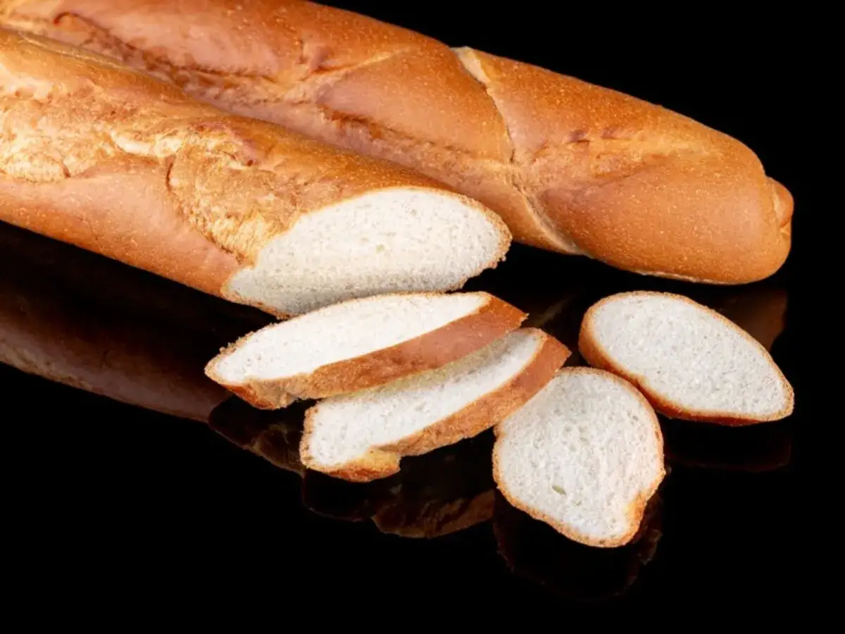 Ile kalorii ma bagietka? Zaskakujące różnice w wartościach kalorycznych