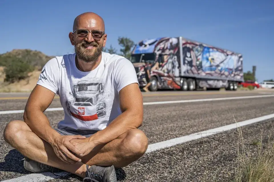 Gdzie obejrzeć ciężarówką przez Afrykę? Odkryj najlepsze opcje