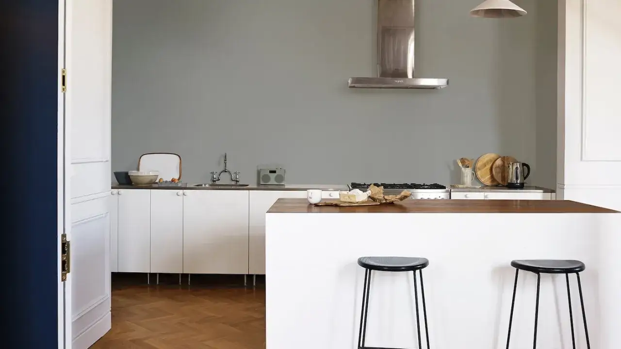 Farba do kuchni zamiast płytek: Trwałość, czyszczenie i trendy