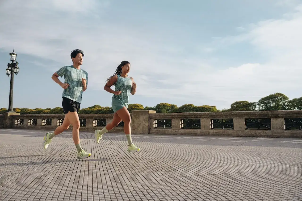 Ile km biegać na początek, aby uniknąć kontuzji i zniechęcenia