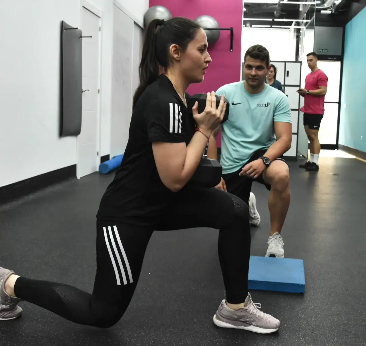 Entrenador personal Zaragoza: Precios, cualificaciones y tu éxito