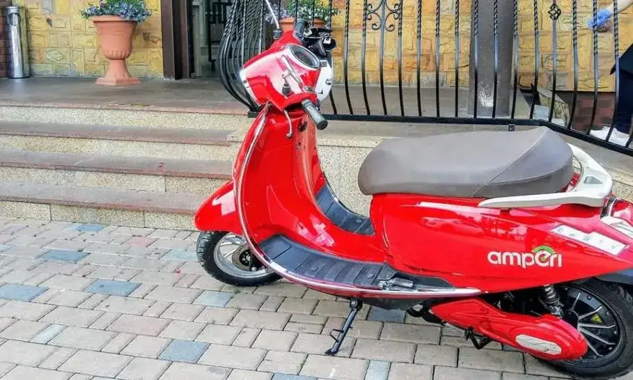 Jak wygląda motorower? Rozpoznaj go i odróżnij od skutera!