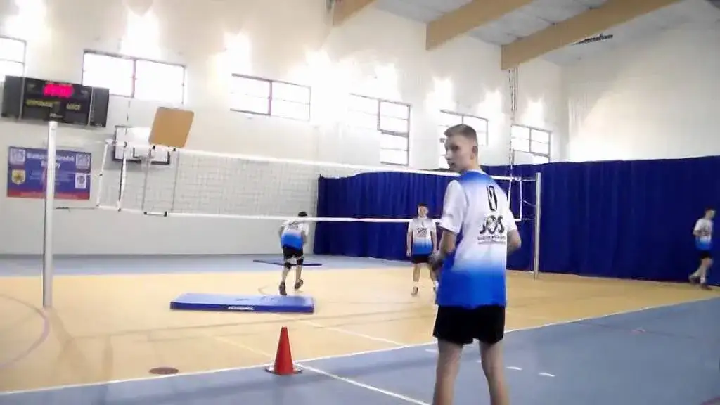 Jak poprawić wyskok w siatkówce? Skacz wyżej dzięki temu poradnikowi!
