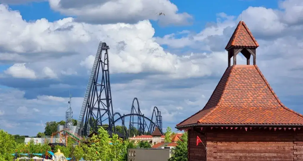 Hyperion Energylandia: Od jakiego wzrostu można jechać bez obaw?