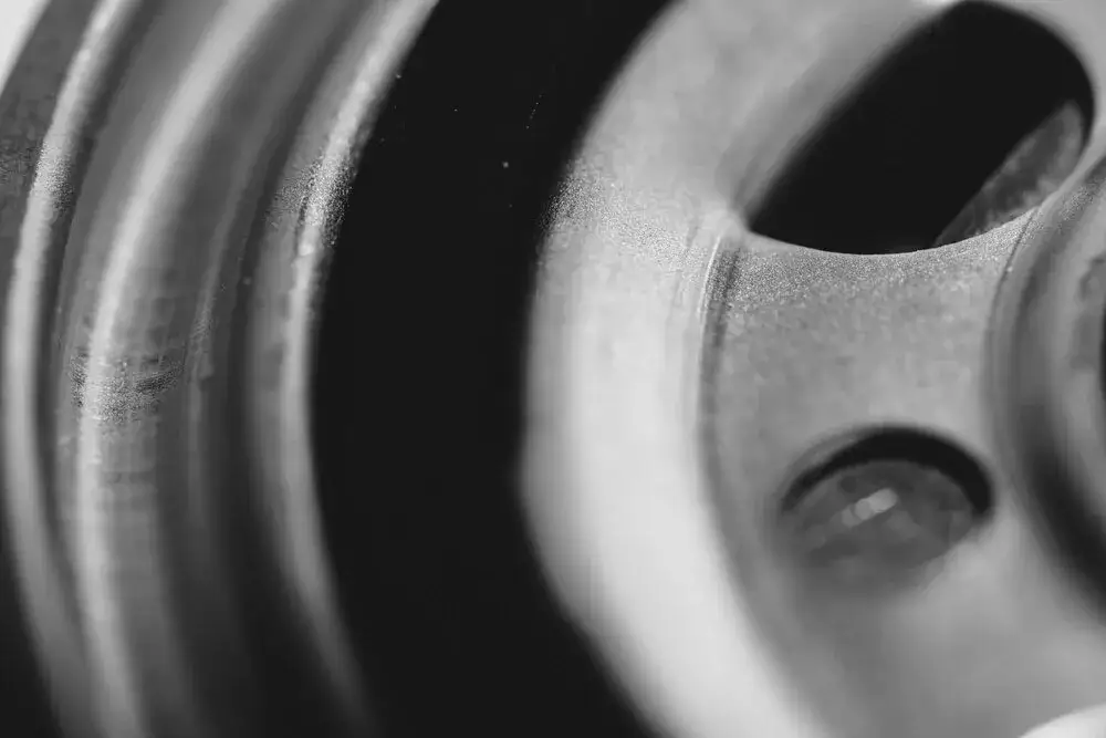 Jak wybrać odpowiedni dystans do felg i uniknąć problemów z montażem