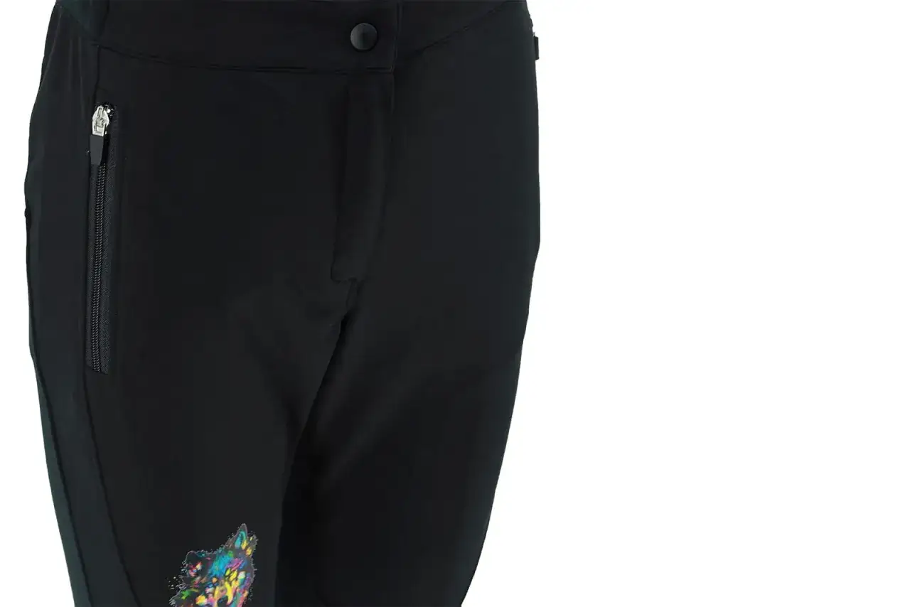 Najlepsze spodnie na narty biegowe damskie – komfort i ciepło w każdych warunkach