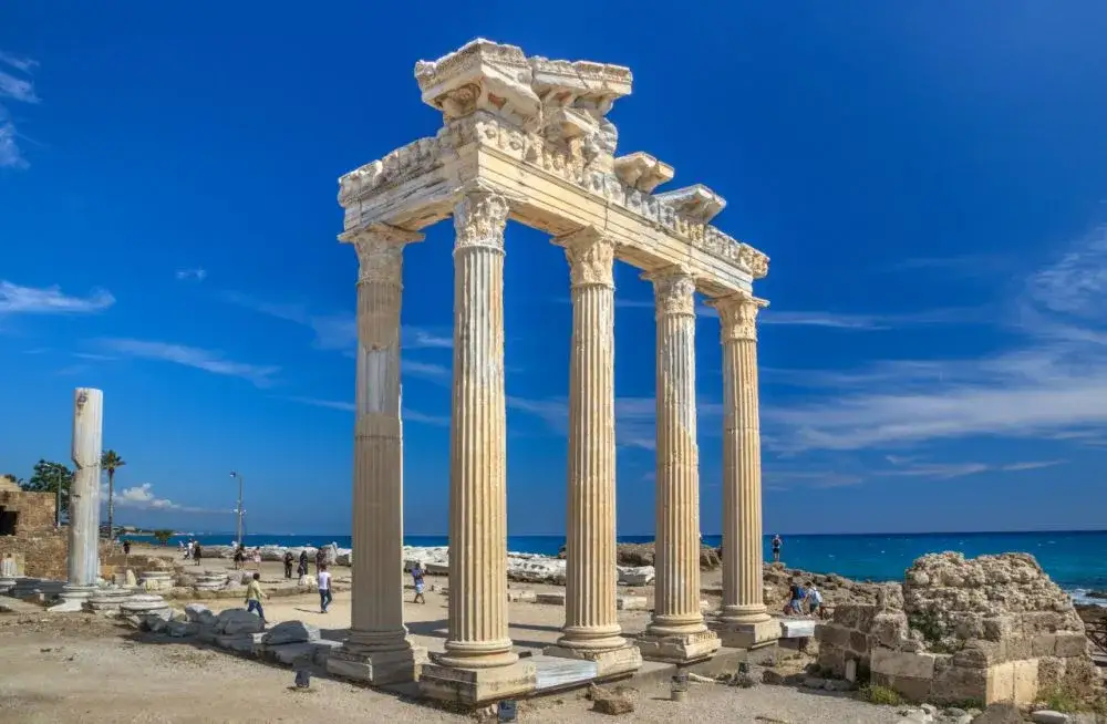 Side nad jakim morzem? Odkryj tajemnice Morza Śródziemnego