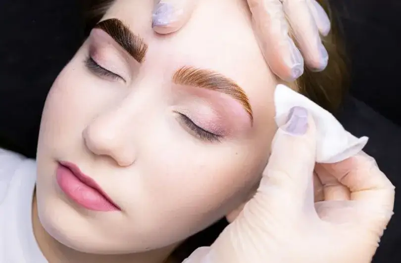 Jak zmyć hennę pudrową ze skóry? Skuteczne metody i porady