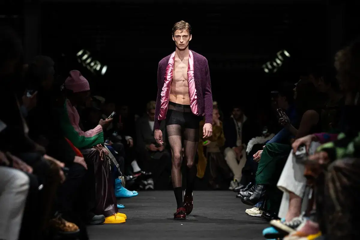 Czy mężczyzna może nosić rajstopy? Praktyczne porady i zastosowania