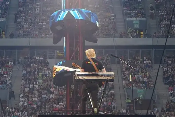 Ed Sheeran koncert ile osób: szczere relacje i problemy z biletami