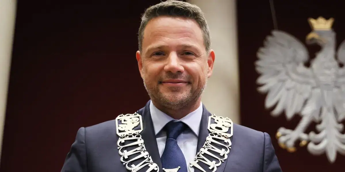 Ile zarabia prezydent Warszawy Rafał Trzaskowski? Zaskakujące kwoty!