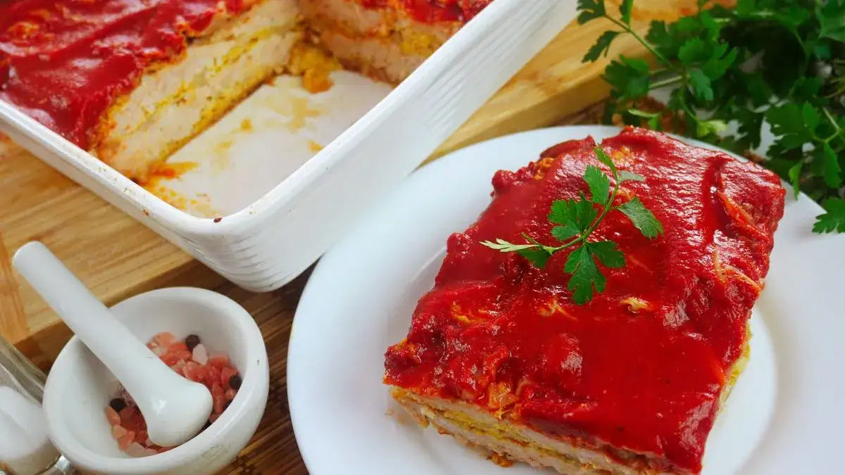 Szybka zapiekanka gołąbkowa warstwowa – łatwy przepis na obiad