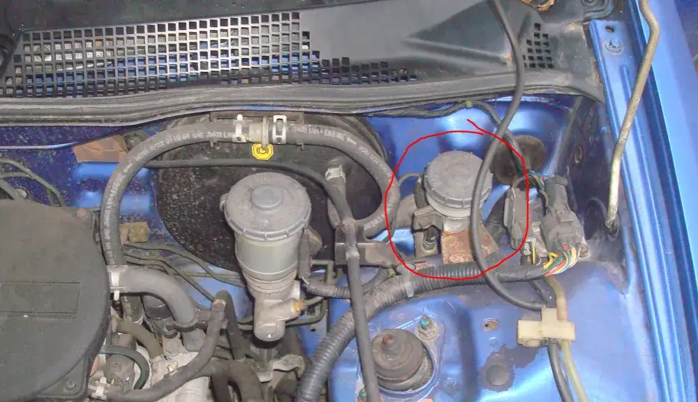 Gdzie jest pompa sprzęgła w samochodzie i jak uniknąć jej awarii?