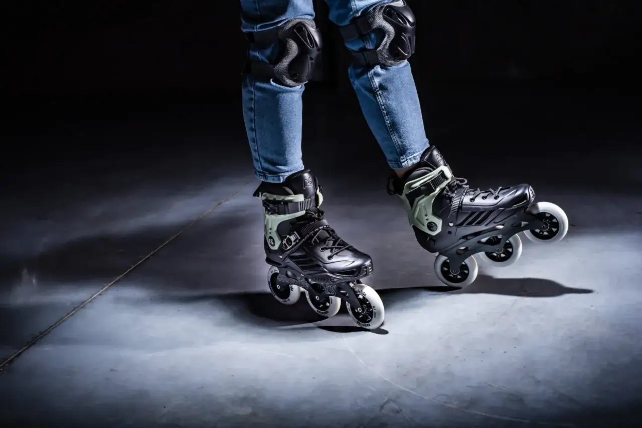 Jakie rolki wybrać dla dorosłych, aby uniknąć błędów przy zakupie?