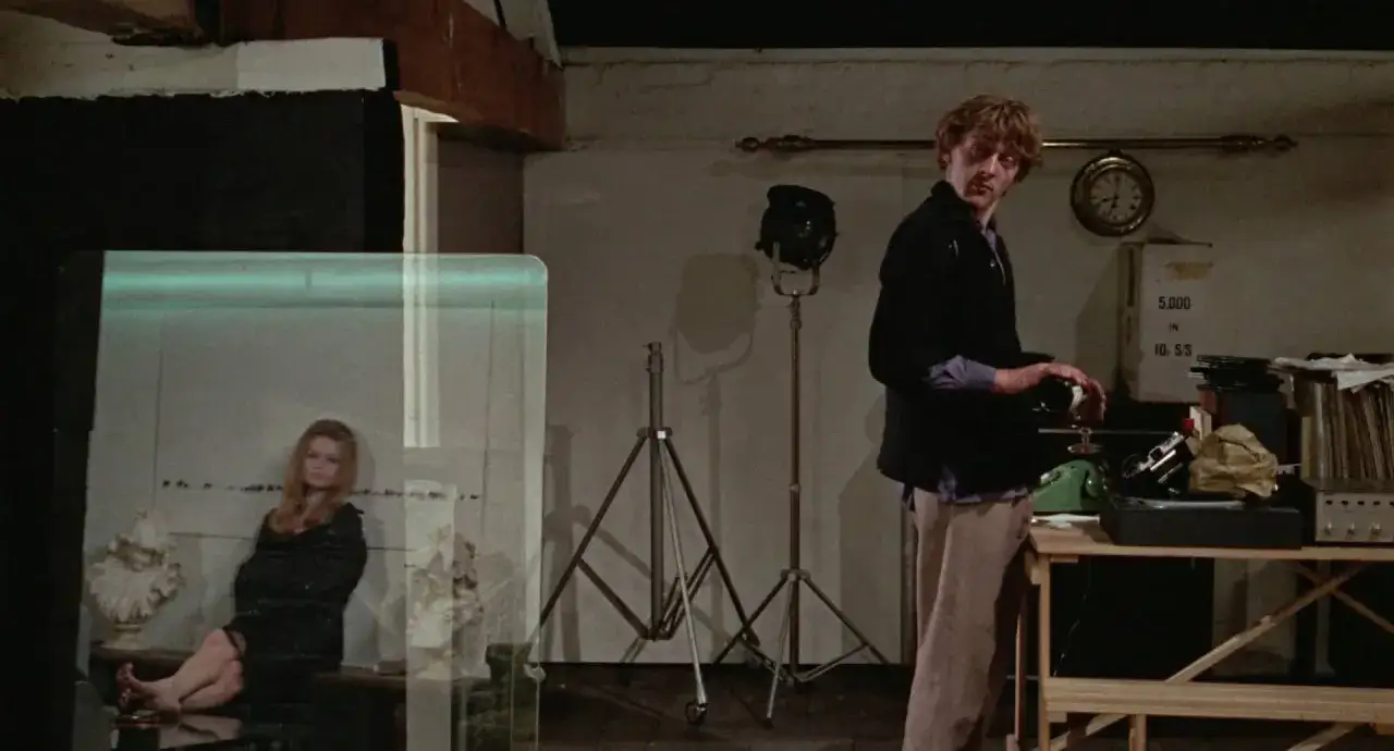 Reżyser filmu powiększenie: Michelangelo Antonioni i jego wizja