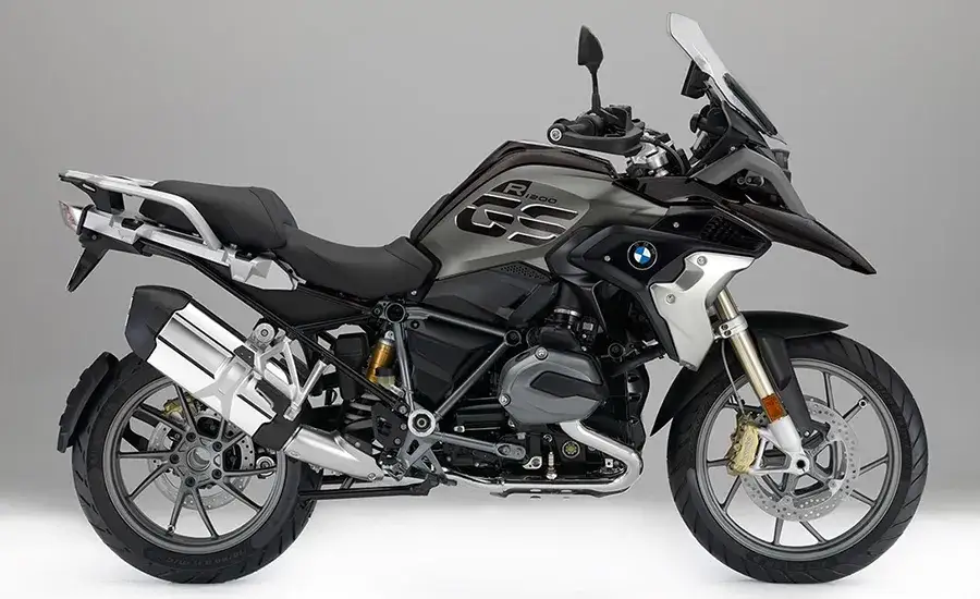 BMW R 1200 GS używane: "Olejak" czy "wodniak"? Kupuj świadomie!
