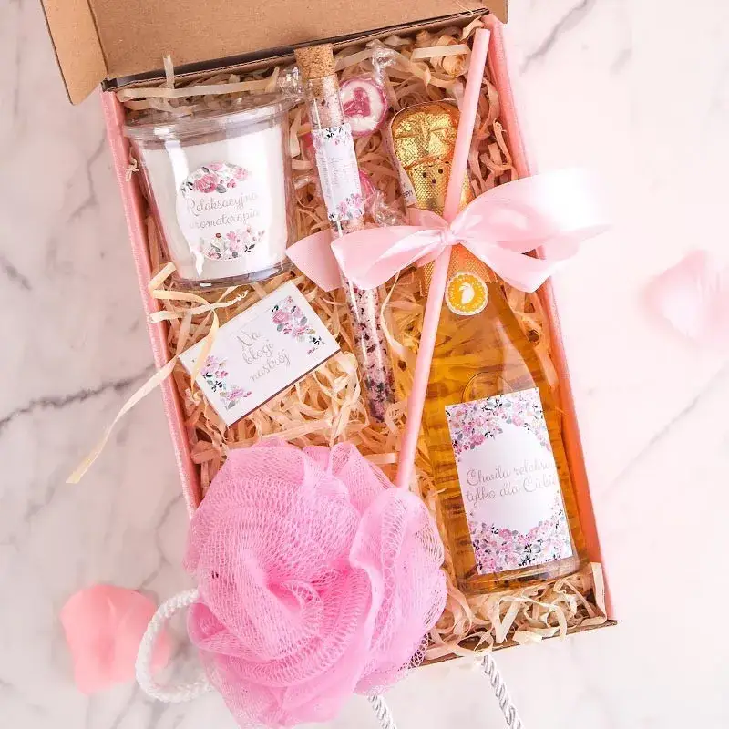 Najlepsze pomysły na prezent na 30 urodziny dla kobiety, które zachwycą