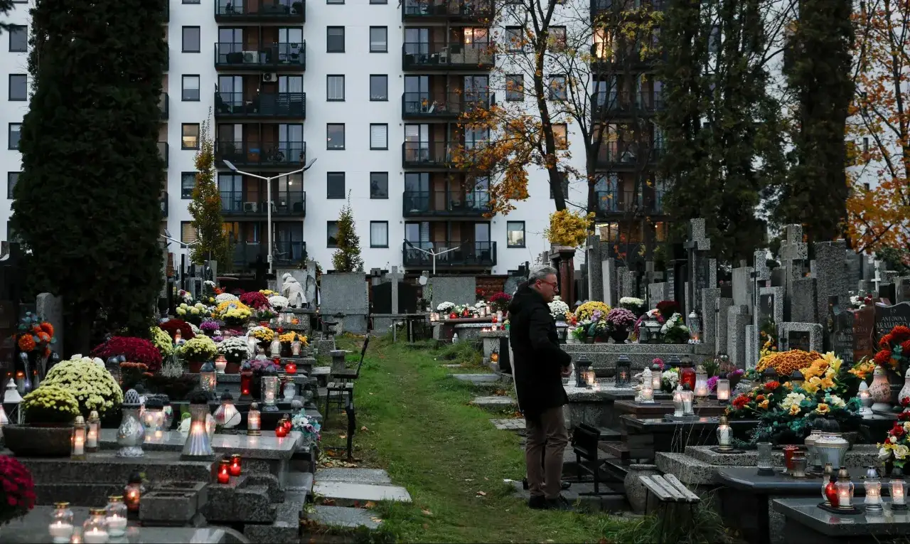 Ile kosztuje miejsce na cmentarzu w Piasecznie? Sprawdź aktualne stawki