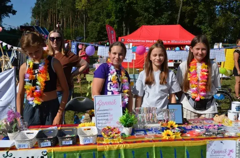 Czy dzieci mogą sprzedawać bransoletki? Poznaj ważne przepisy i zasady