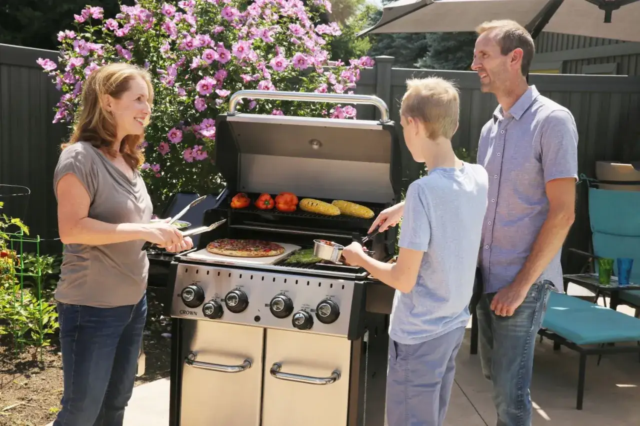 Grill drzewny: Jak wybrać najlepszy model i uniknąć błędów